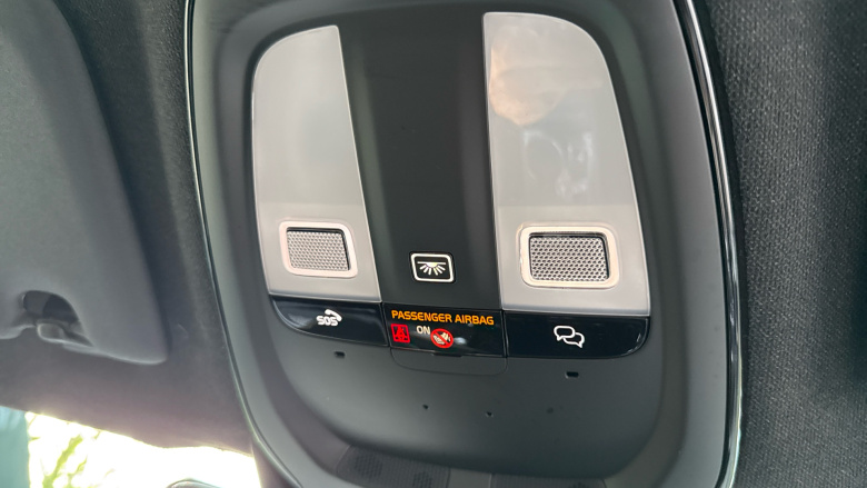 Volvo XC40 2.0 B3P Plus Dark 5dr Auto Petrol Estate